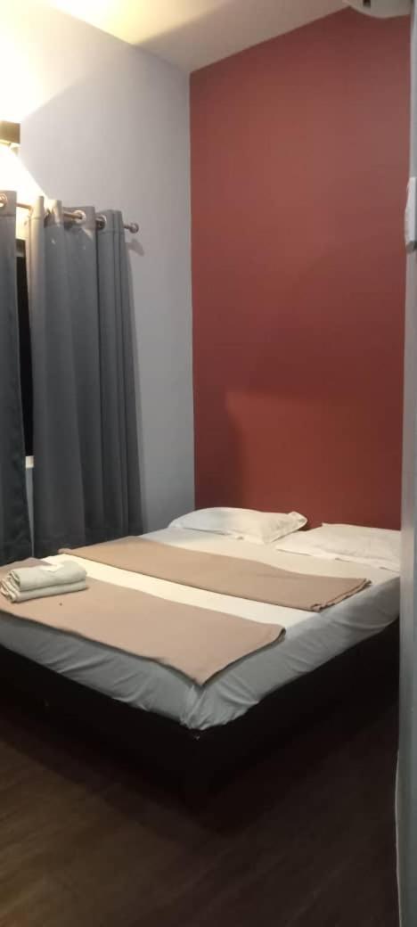 Weng Kong Homestay Slim River Rom bilde